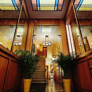 hotel-de-la-poste.luxembourghotelsguide.com/